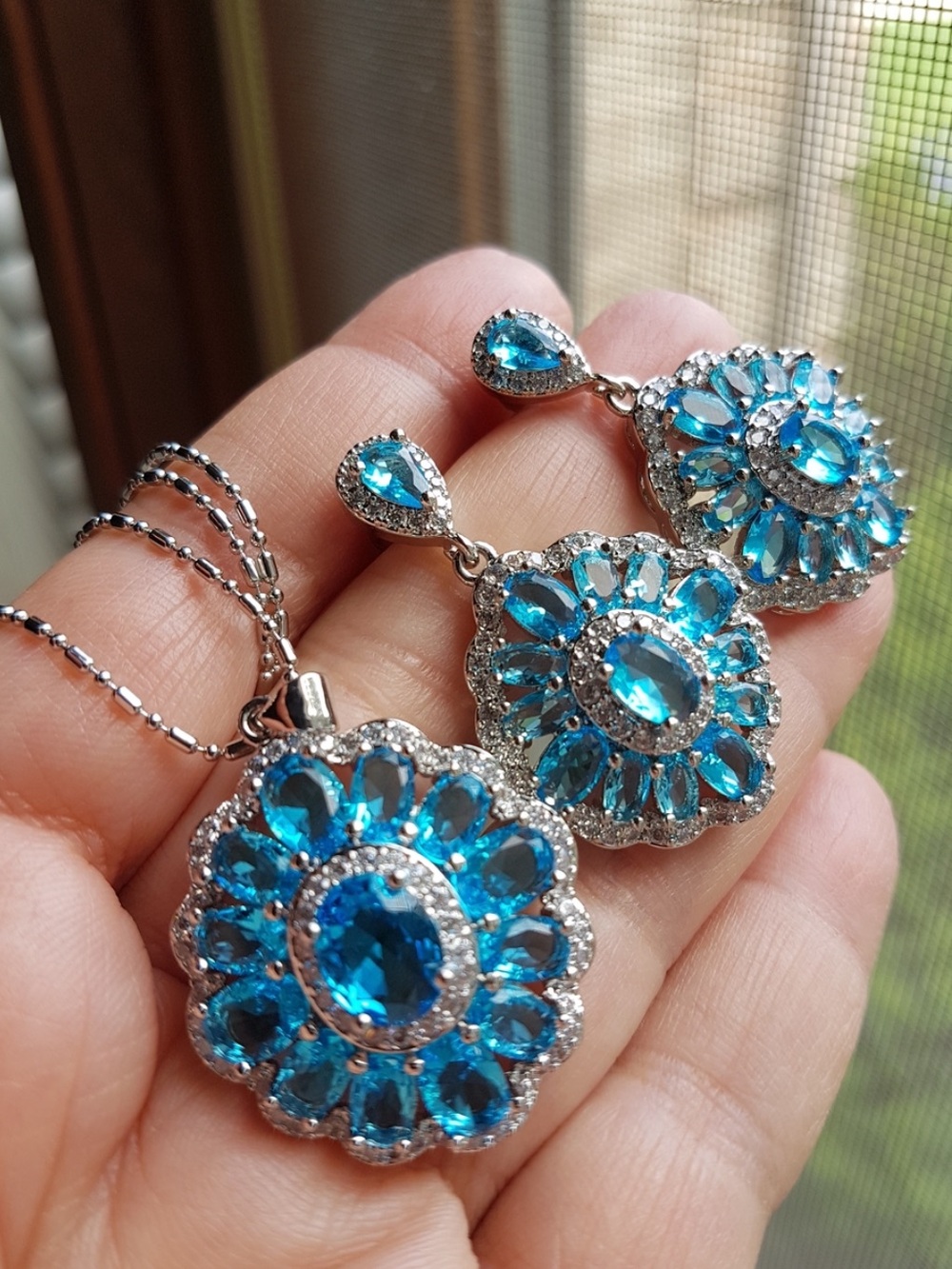 Swarovski Elements Aquamarine Blue 925 Silver Necklace & Earrings SET NEW